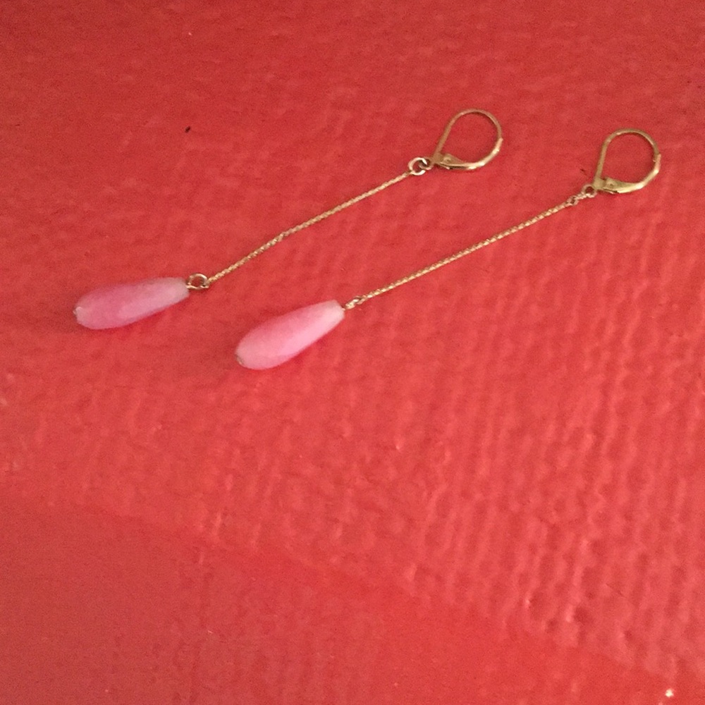 Gold earrings with pink teardrop